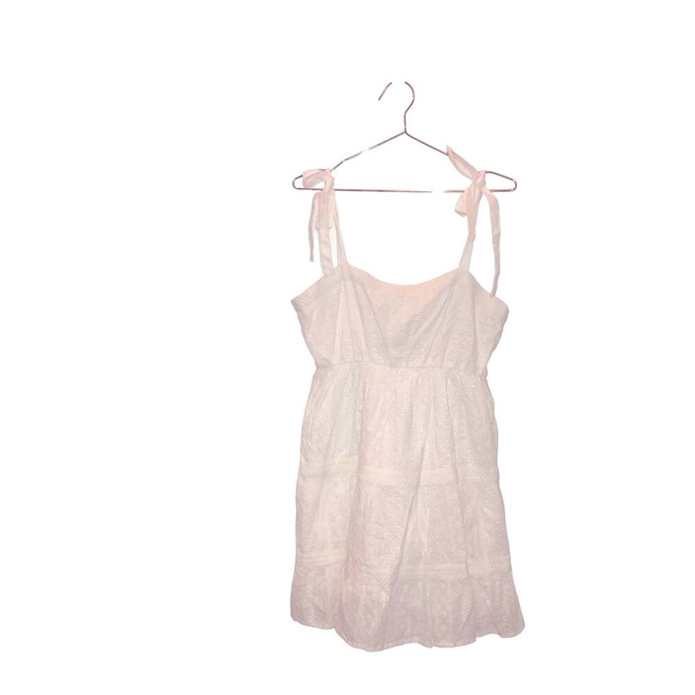 Jessica Simpson white eyelet sundress. Women’s small New with tags.